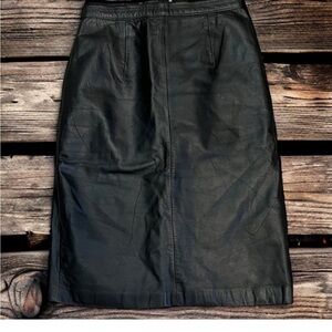 Vintage BP Brass Plum Black Leather Pencil Skirt Size 5